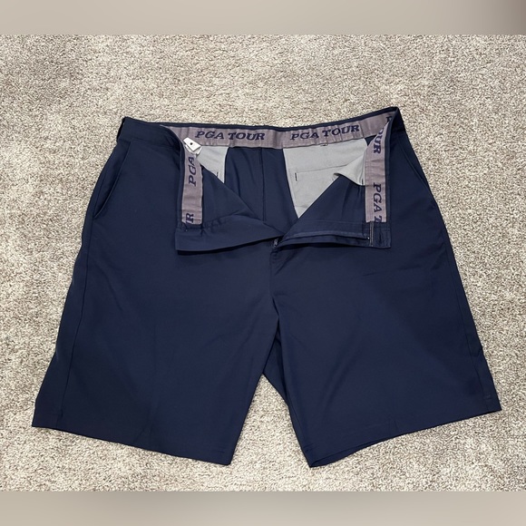 PGA TOUR Men's Flat Front Heather Golf Short with Active Waistband - Picture 4 of 5